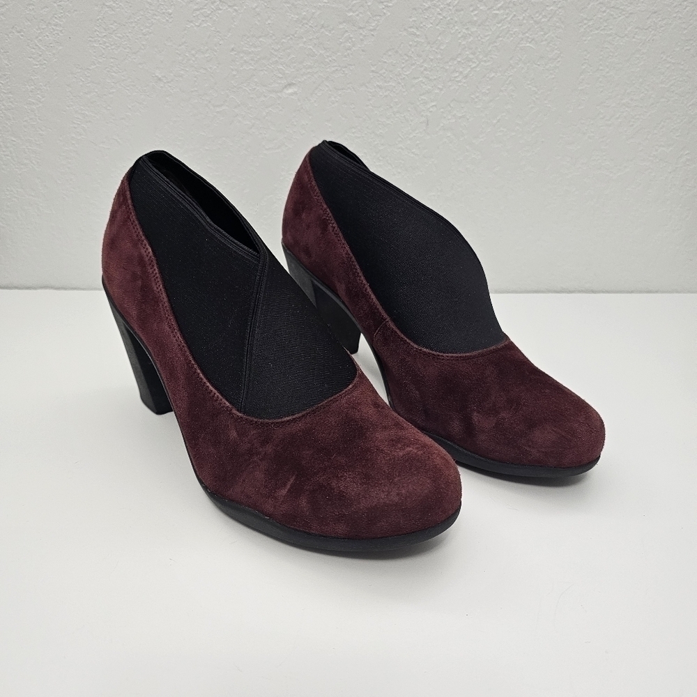 Clarks Adya Luna Artisan Collection Slip On Ankle Booties Burgundy & Black Sz 9